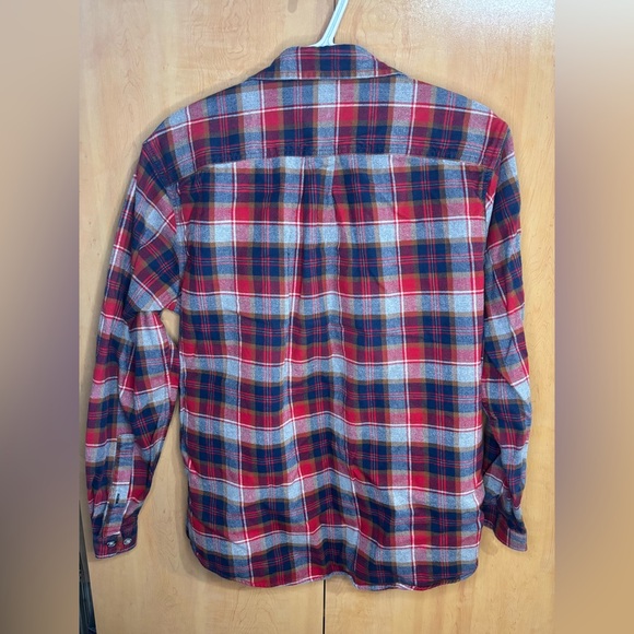 Men’s button down, Size medium, Eddie Bauer - Picture 3 of 4